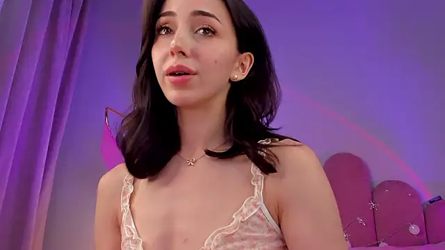 ElsaYoung: онлайн-секс-чат