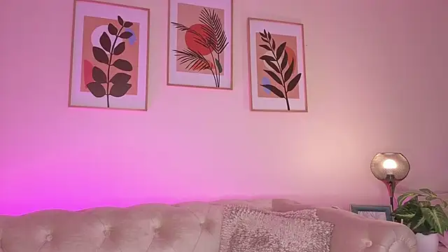 DahianaWalcott's Live XXX Chat