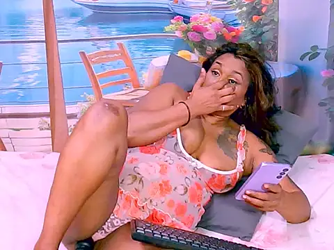 indiansparkle Adlı Modelin Web Kamerası Şovu