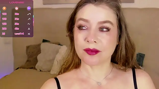 PetersEmily 现场XXX聊天