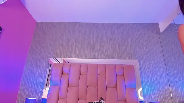 Fernanda_Thail élő XXX-chatje