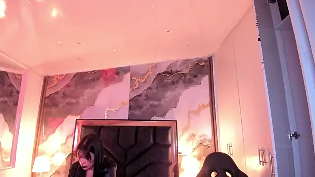 SusanVilla's Live XXX Chat