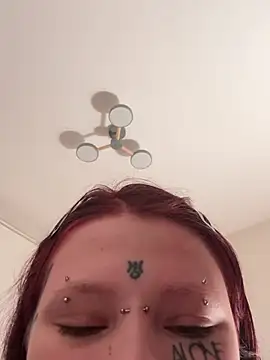 tradishka 现 场XXX聊天