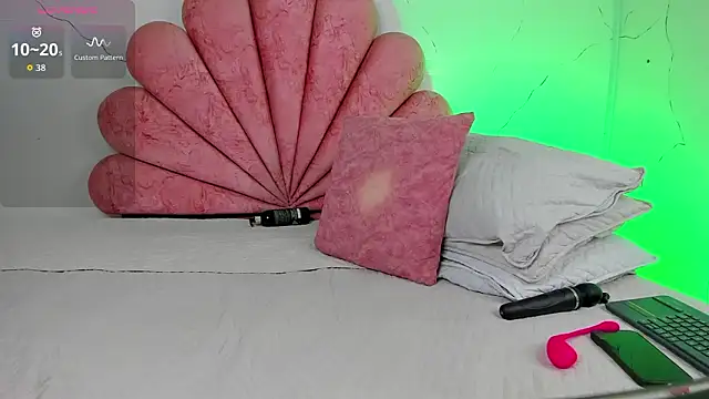 Онлайн чат XXX NiickyJones