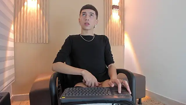 عرض كام lian_cameron