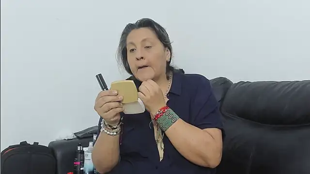 merlyna_goldens 即時 XXX 聊天