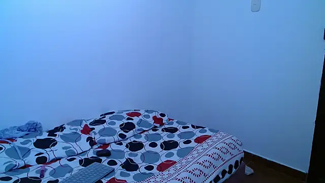 Luciasmith_74829 Live XXX Chat