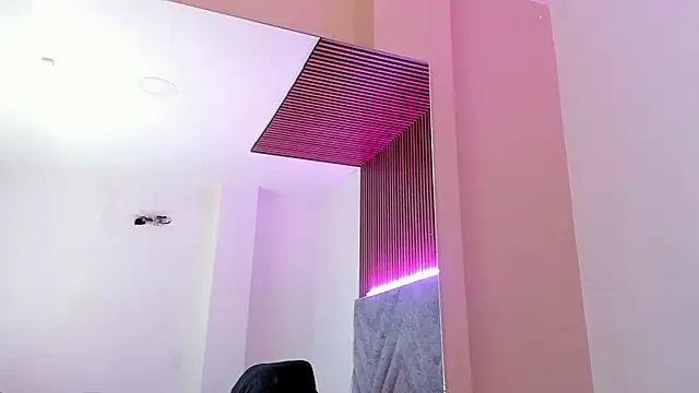 Kenia_Storm Live XXX Chat