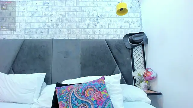 Maray_Lous' Webcam Show