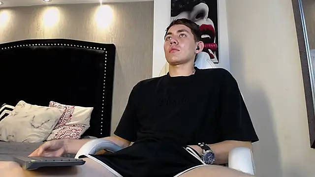 LoganFoster_ Live XXX-chat