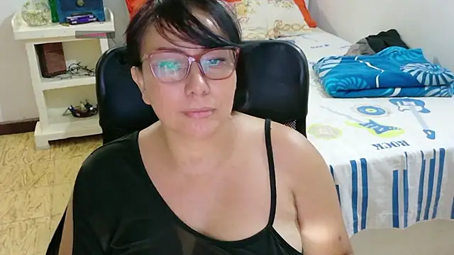 Chatroom XXX en direct de hottplay