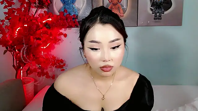 ichiben Adlı Modelin Canlı XXX Sohbeti