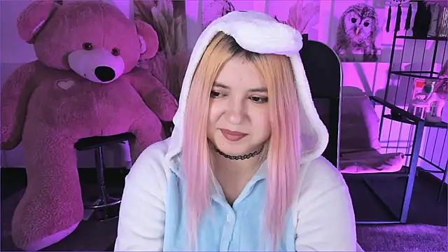 Chatroom XXX en direct de DiaAngell