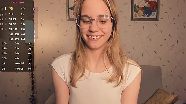 JoanBaggott Adlı Modelin Canlı XXX Sohbeti