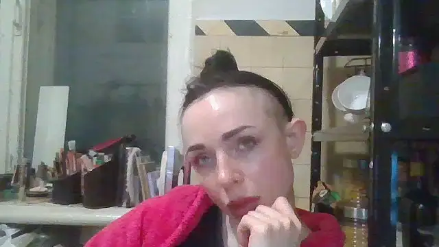 Trinsy_Love Chat XXX in diretta