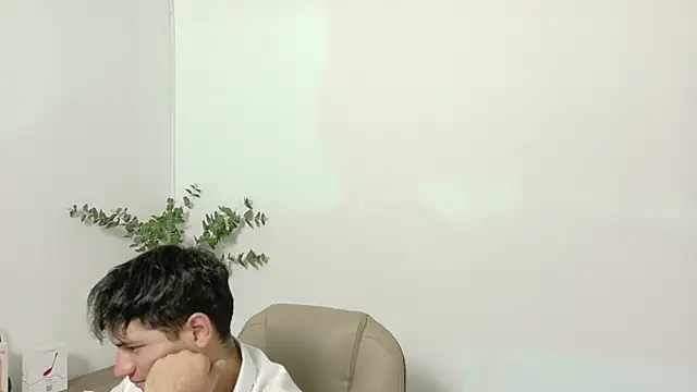 KaelSwitch: απευθείας συνομιλία ΧΧΧ