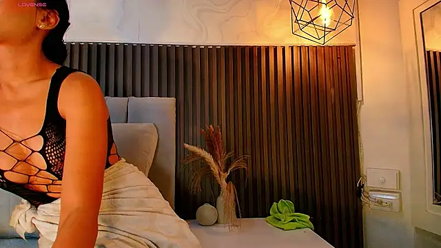 SHANONCLARK Live XXX-chat