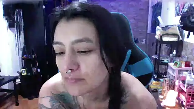 AngelaQueen_ 即時 XXX 聊天