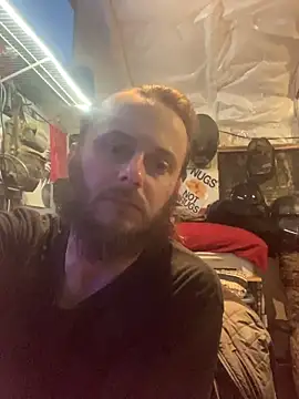 CloudDadddyyy420のウェブカメラショー