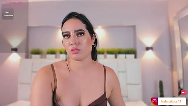 Chat XXX ao vivo de HelenaRoos