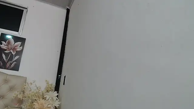 pinky_f00x Live XXX-Chat