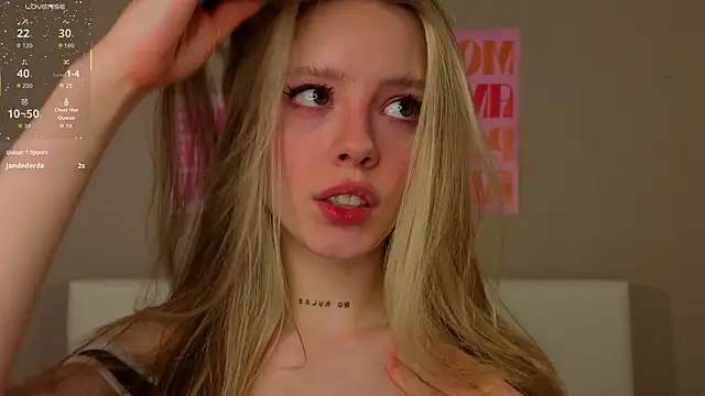 TiffinyMergist's Live XXX Chat