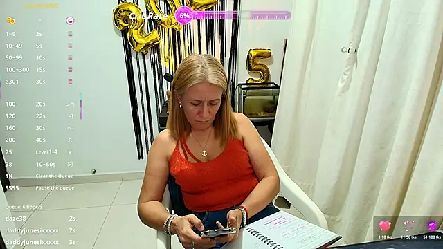 Chat XXX en directo de Naty_Stone