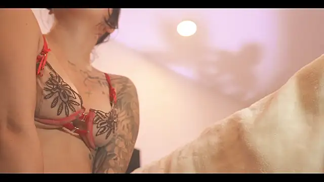 LorenRosse Chat XXX in diretta