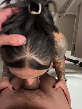 Rae_Lil_White's Live XXX Chat