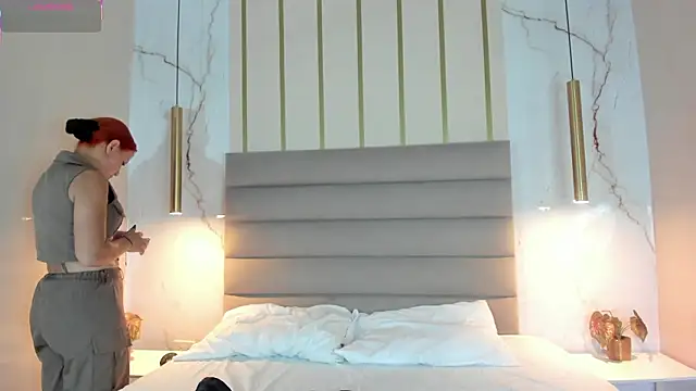 Вебкам-шоу MelaniieRoux