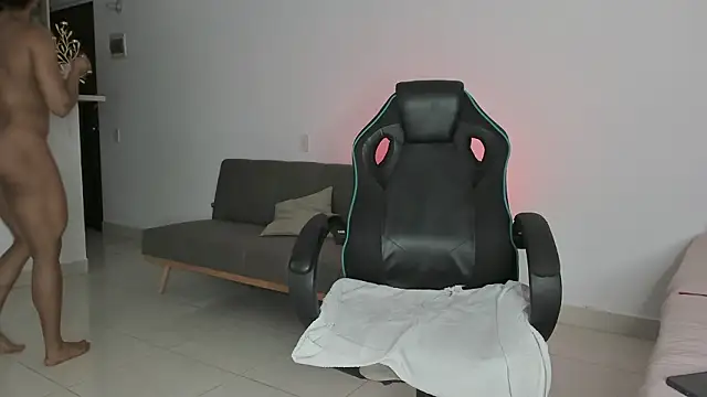 IrisFitn Live XXX chat