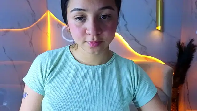 Sofi_Adams_Tx: онлайн-секс-чат