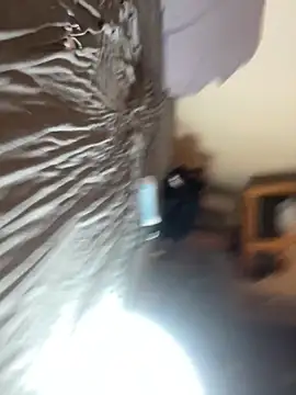 babyizzie 网络视讯表演