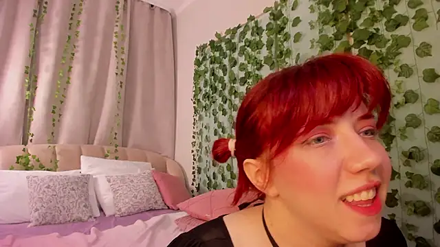 Love_is_Lola: απευθείας συνομιλία ΧΧΧ