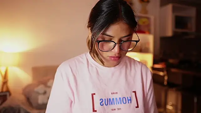 SaraParisi Chat XXX live