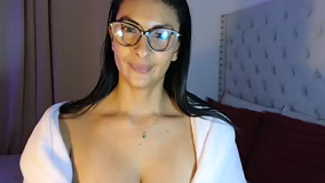 sweetandhot Live XXX Chat