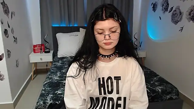 MileyRood's Live XXX Chat