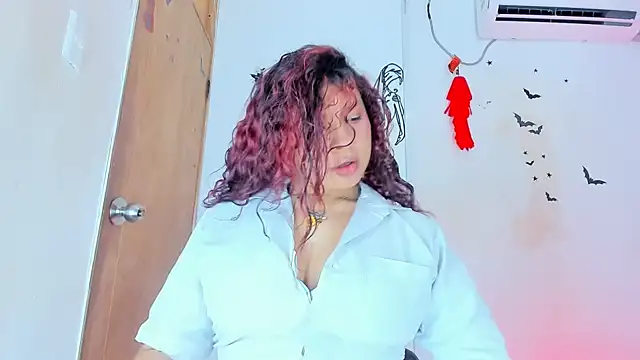 Emily_Coper18: απευθείας συνομιλία ΧΧΧ