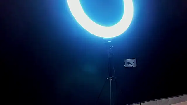 Chat XXX ao vivo de Valeriabigass