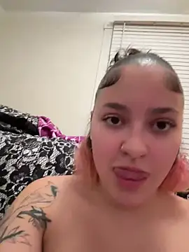 Chat XXX en directo de babykalirose