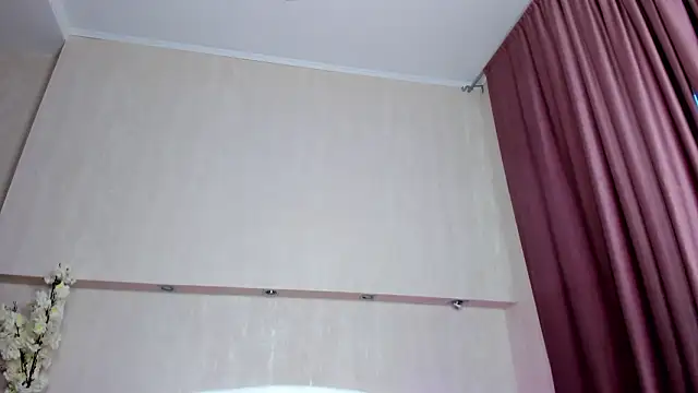 Erika_Carpenter Adlı Modelin Canlı XXX Sohbeti