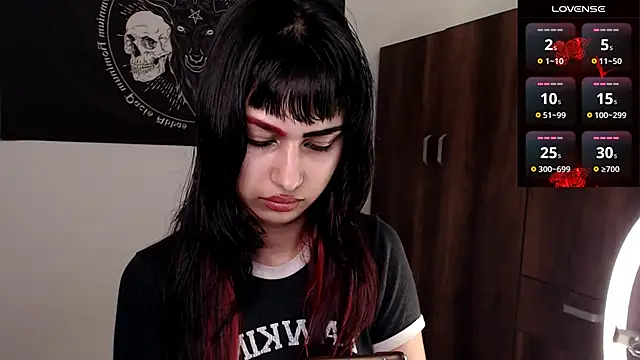 Živý XXX chat Little-Lucifer