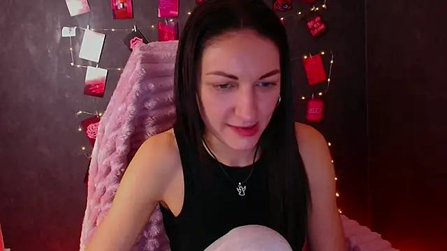 Aurora_Loveu Adlı Modelin Canlı XXX Sohbeti