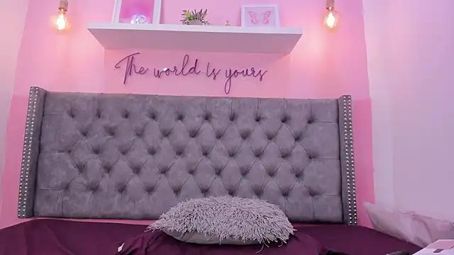 Sophiia_77's Live XXX Chat