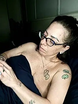 Ginevra_75 Webcam Show