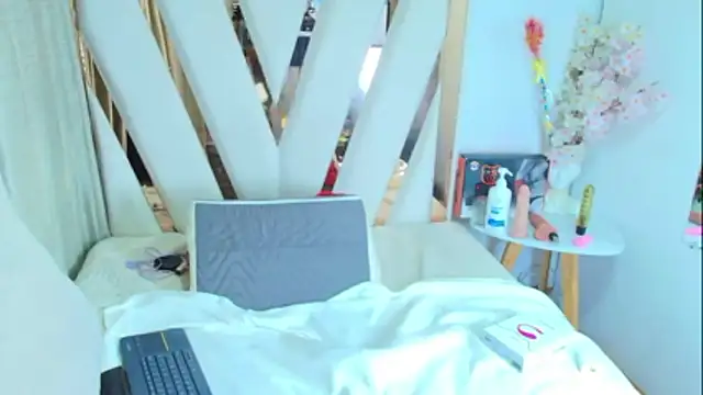 AvaX_777 Live XXX-Chat