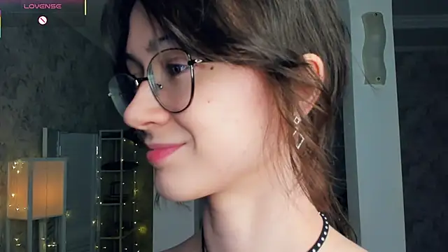 XXX chat uživo modela ReneeLippeatt