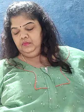 tamilthanushri 现场XXX聊天