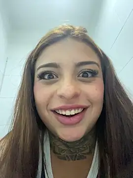 EmilyMoore_Pink Webcam-Show