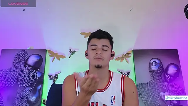 Онлайн чат XXX VikoHands